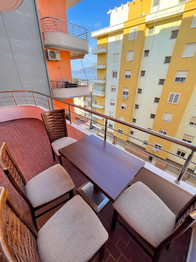 Aulona'S Apartment Vlorë Buitenkant foto
